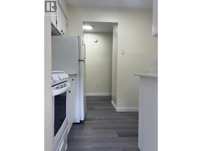 3481 Sefton St Unit 101