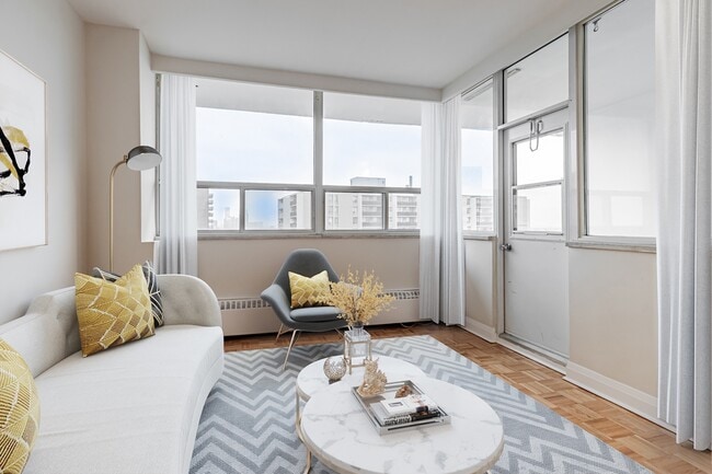 4415 Bathurst Street