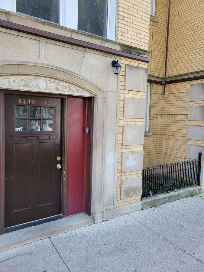 Photo - 3753 W Sunnyside Ave Unit 2