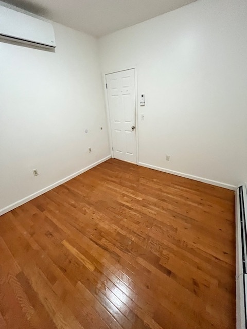 Building Photo - 1952 61st St Rental