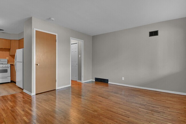4419A Donovan Ave.