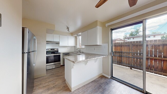 Applewood Gables Townhomes - Applewood Gables Townhomes