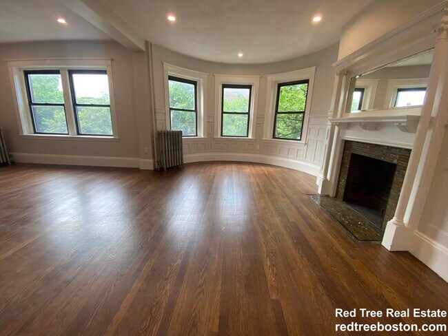 Photo - 1855 Beacon St Rental