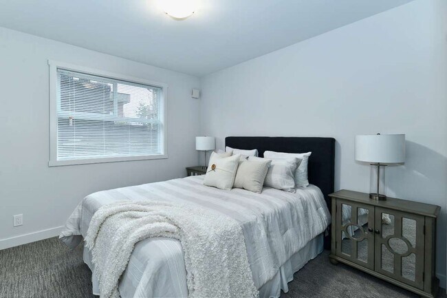 Lakeview Pointe Kelowna Apartments