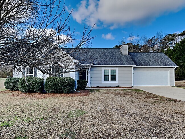 Building Photo - 215 Shamrock Way Rental