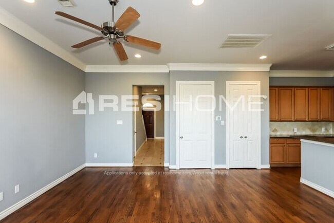 Photo - "Welcome Home! Get 1 month FREE RENT when ...