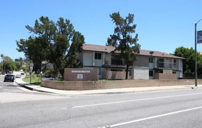 Building Photo - 2408 S Hacienda Blvd Unit L3 Rental