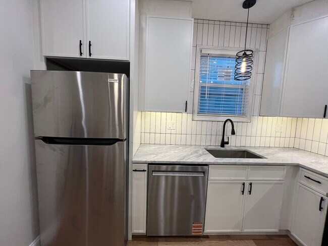 Photo - 16 Harriet St Unit 1