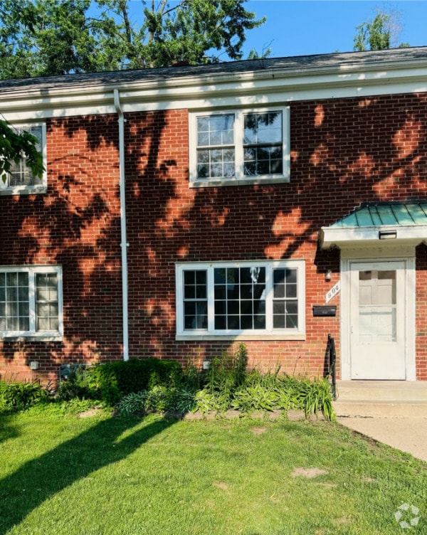 Building Photo - 904 N Prairie Ave Rental