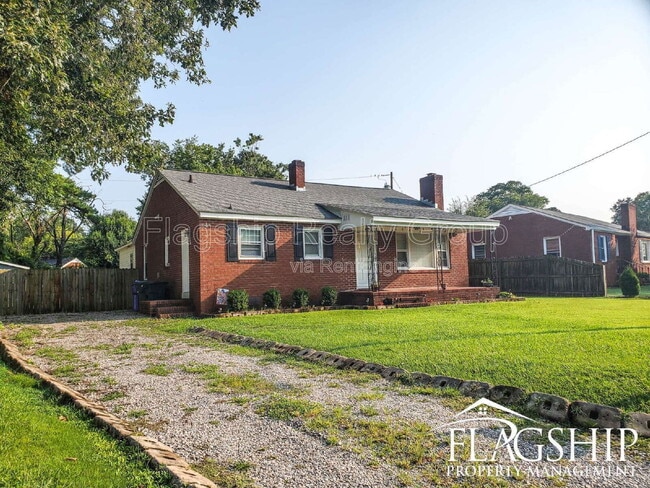 Photo - 1204 Franklin Dr