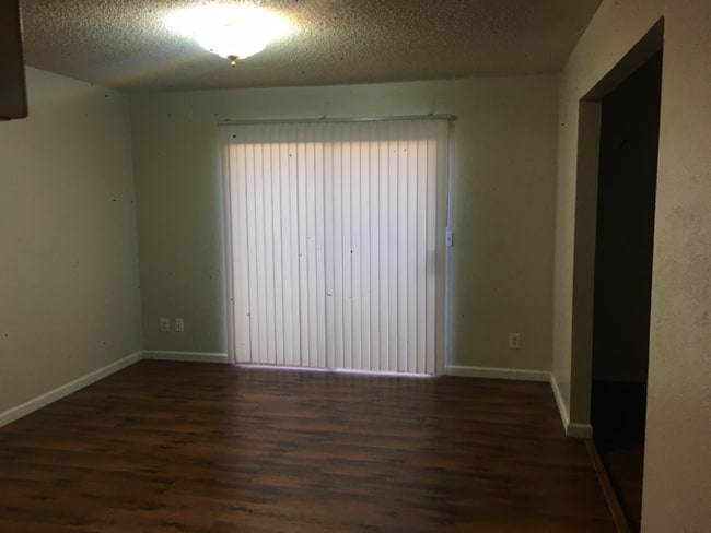 Photo - Charming 2-Bedroom Duplex in Cordova Towne West