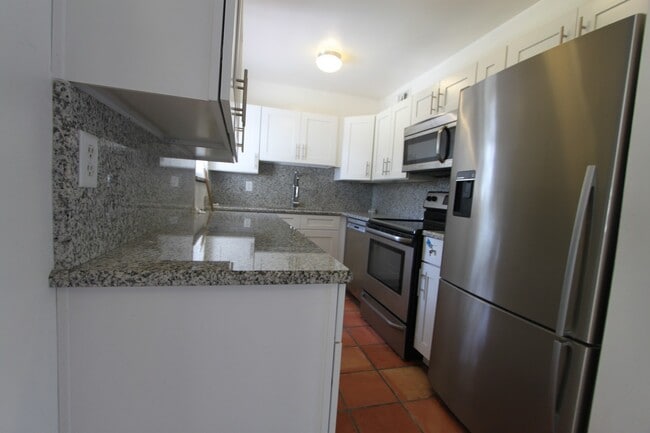 Photo - Charming 3 Bedroom 1.5 Bathroom POOL Home in Orlando!!