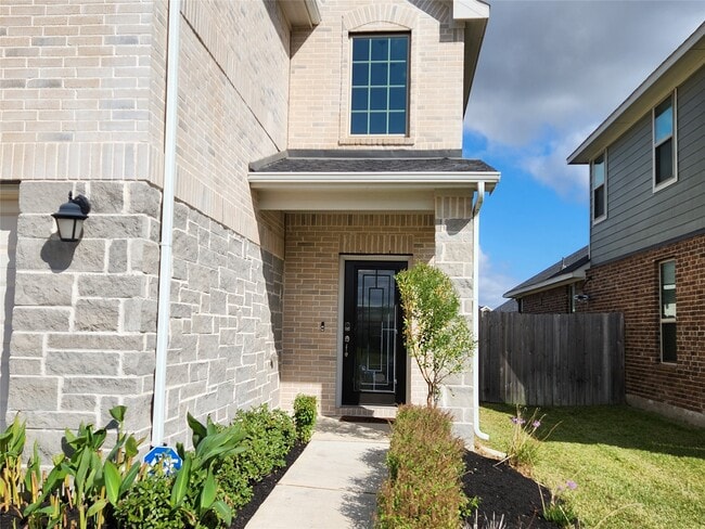 Photo - 31322 Whitfield Ct