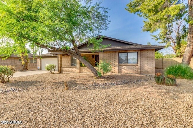 Photo - 1536 E Gemini Dr
