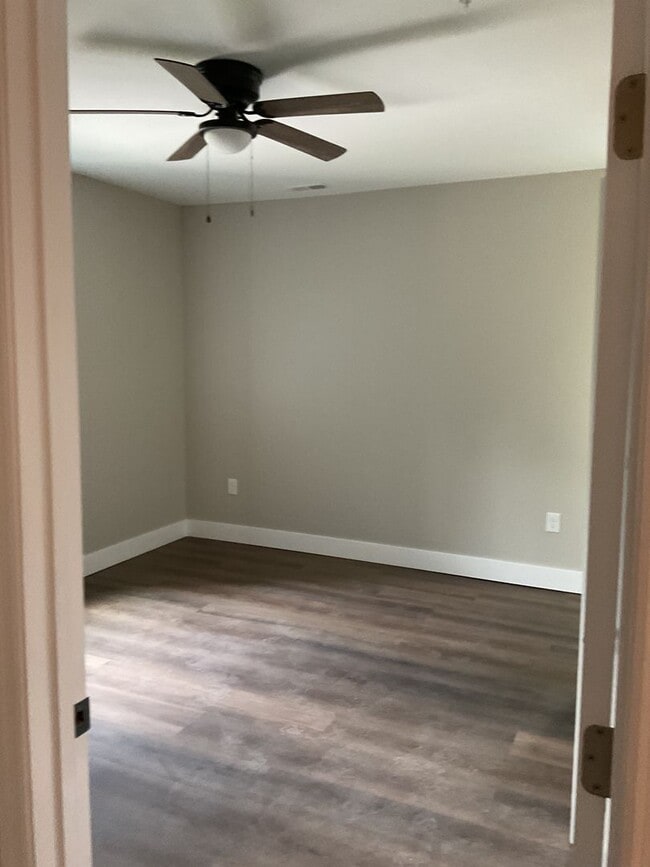 401 McFarland St Unit 201