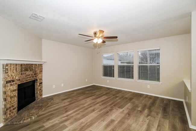 Photo - 2200 Southway