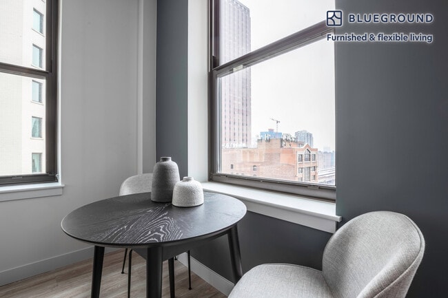 Photo - 330 S Wells St Unit FL13-ID200