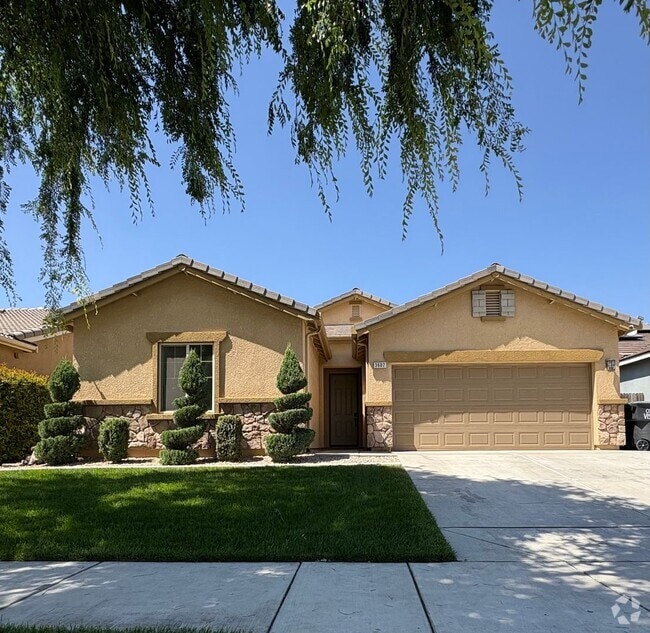 Building Photo - NW Visalia Home Coming Soon with a pool!