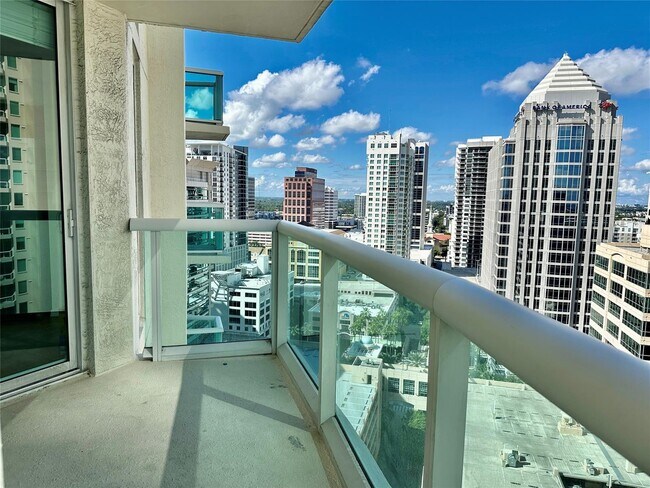 Photo - 347 N New River Dr E Unidad 2309