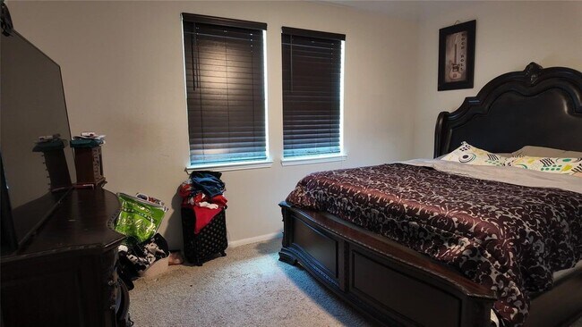 Photo - 5327 Sunny Ray Dr