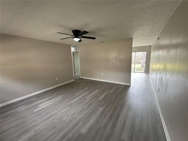 Photo - 457 Beech Ave