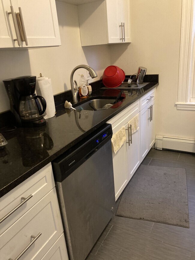 Photo - 102 Calumet St Unit 2T