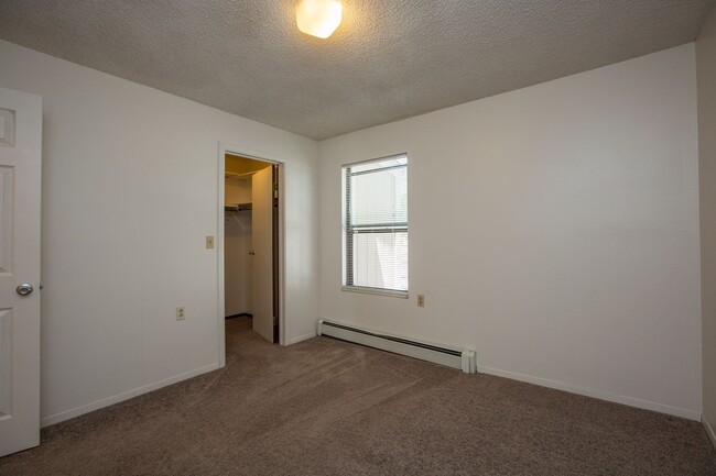 Photo - 512 E Monroe Dr Apartment Unit 512 E Monroe Dr D415