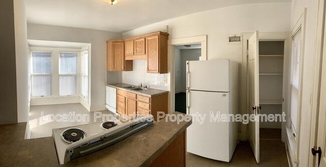 Photo - 1741 Vermont St