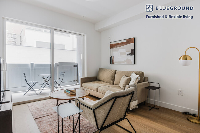 Building Photo - 1130 N Orange Dr Unit FL1-ID1302 Rental