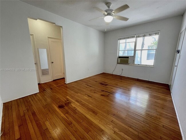 Photo - 1030 Jefferson Ave Unit 7