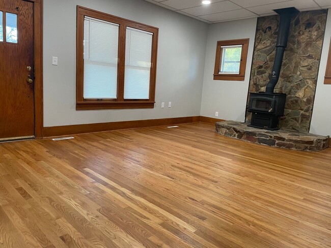 Photo - Remodeled 3 Bed 2 Bath Home in Riverside