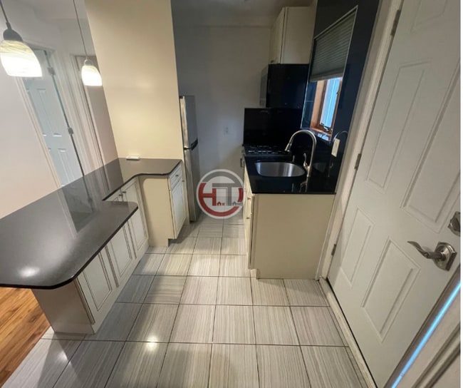 Photo - 1471 Shore Dr Townhome