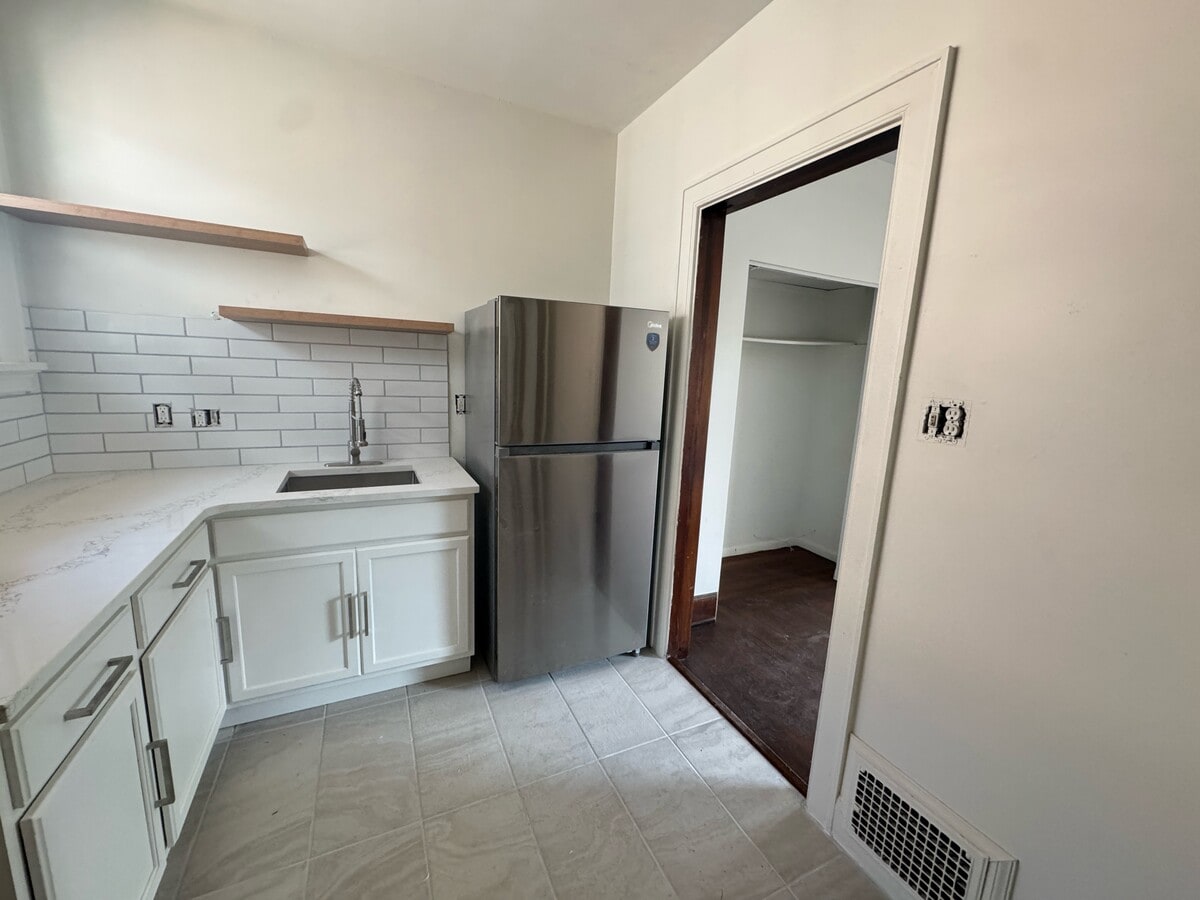 Photo - 3745 Saint Lawrence Ave Townhome