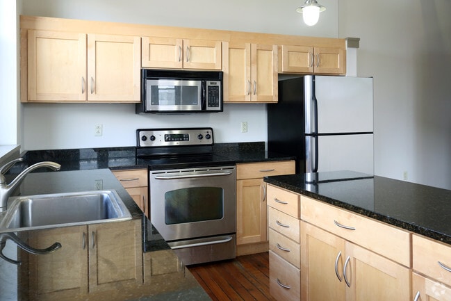 Kitchen - The Farr Lofts