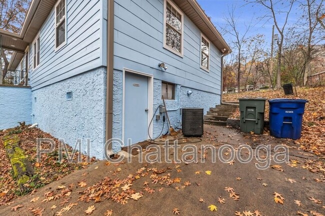 Photo - 304 Glenwood Cir