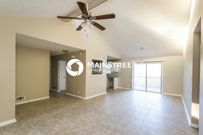 Photo - 3 Bedroom Pet-Friendly Home in Lithonia, GA with Main Street Renewal