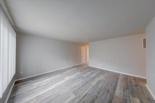 Photo - 7614 E 34th St