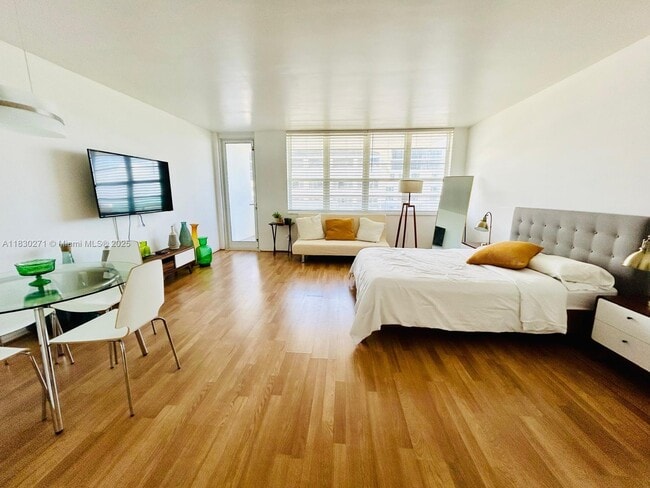 Photo - 100 Lincoln Rd Condo Unit 829