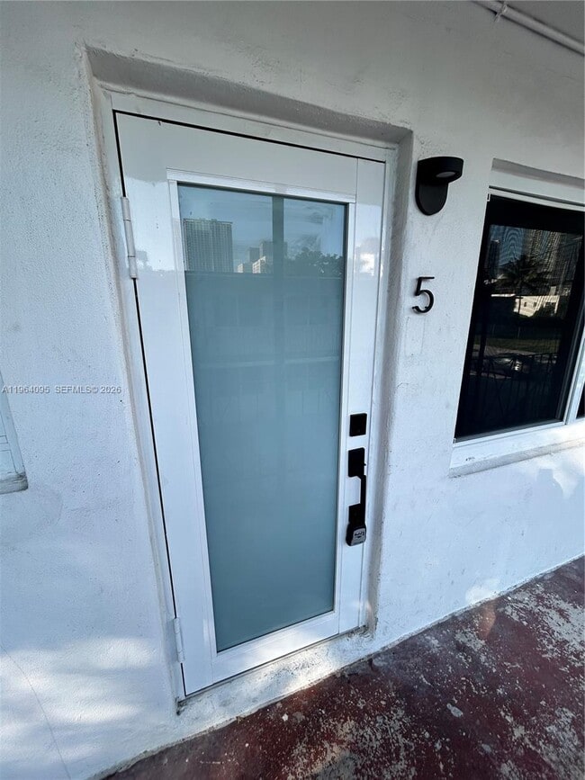 Photo - 1150 NW 1st Pl Unidad 5