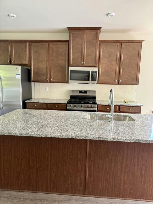 1859 Bergerac Ct