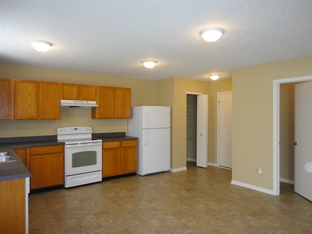 Photo - 920 Belvedere Dr