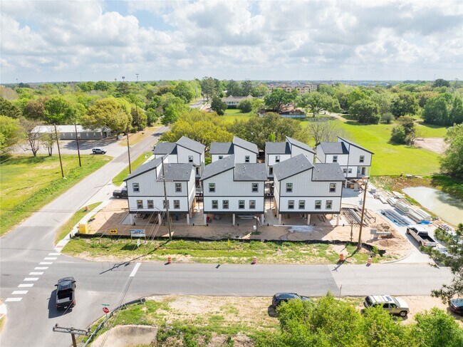 Photo - 32001 Waller Tomball Rd