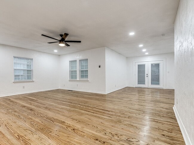 Photo - 2525 NW 32nd St