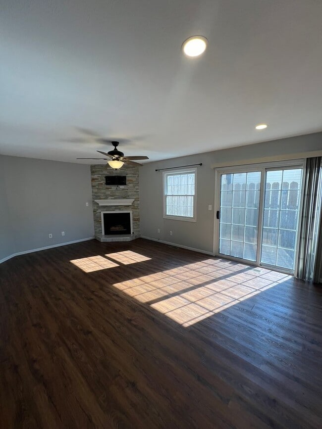 Photo - 81-83 Amherst Unidad 81 Amherst