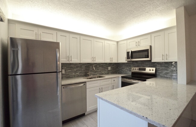 Building Photo - 282 Arabian Rd