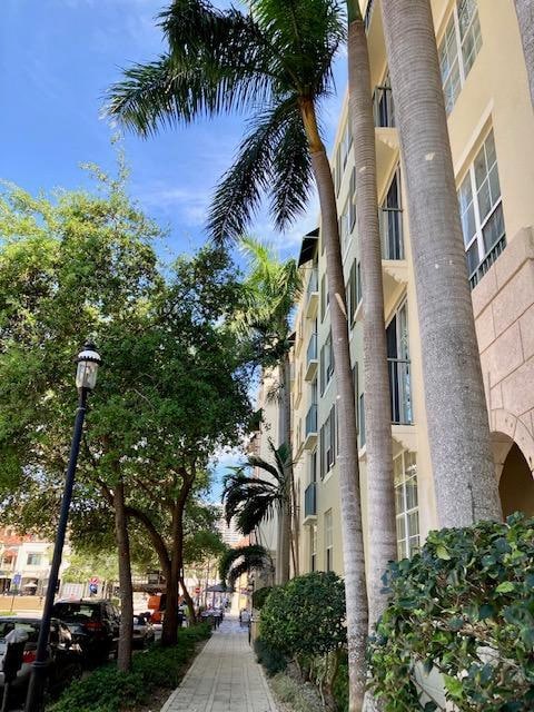 Building Photo - 630 S Sapodilla Ave Unit 105 Rental