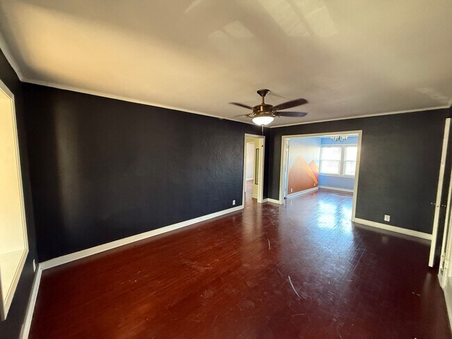 Photo - 12 E 50th St Unidad 2W