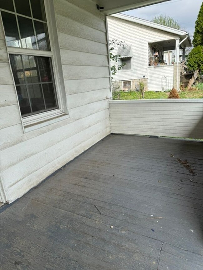 Photo - 2 Bedroom / 1 bathroom House in Peoria, IL