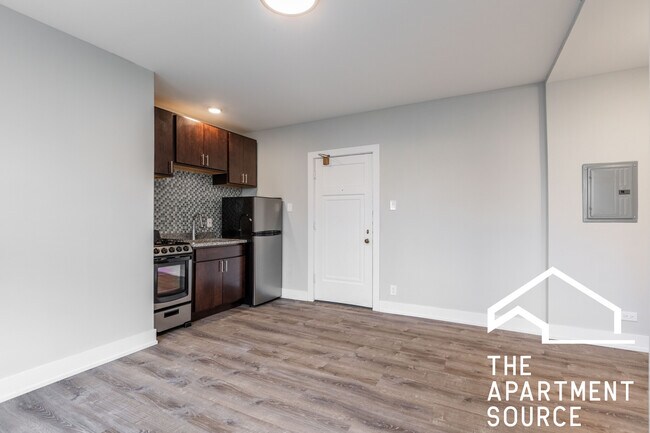 Photo - 4542 N Damen Ave Unit 310