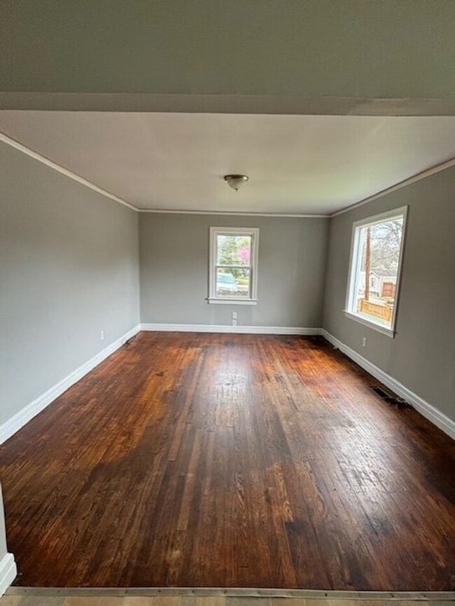 Photo - Quaint 2 Bedroom 1 Bath Home with LARGE fe...